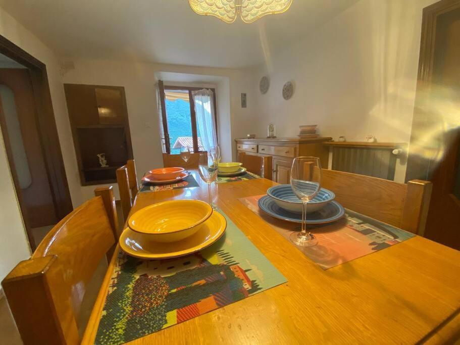 Casa Vacanze Il Pettirosso. Pisogne Exteriör bild