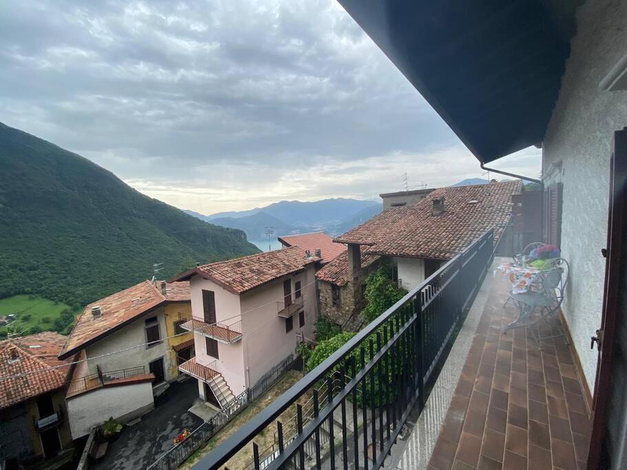 Casa Vacanze Il Pettirosso. Pisogne Exteriör bild